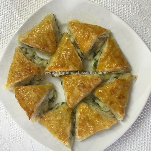 Çıtır Üçgen Börek