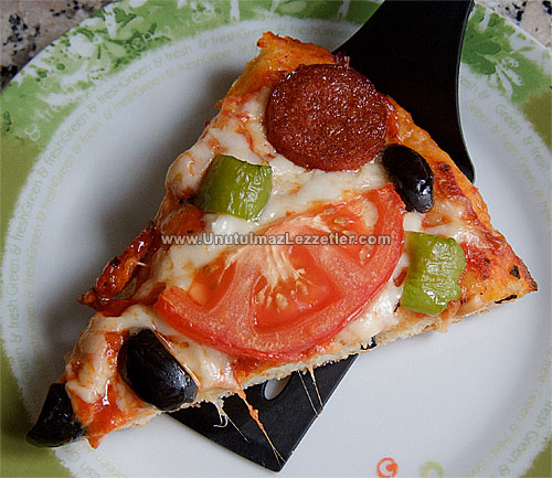 Mayasız Hamurdan Pizza