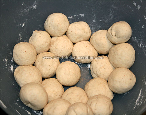 Çiğ Börek