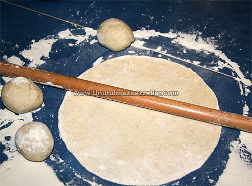 Çiğ Börek