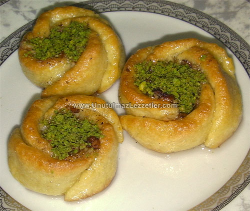 Gül Pastası