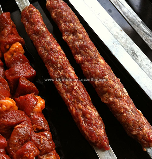 Kuzu Şiş ve Adana Kebabı