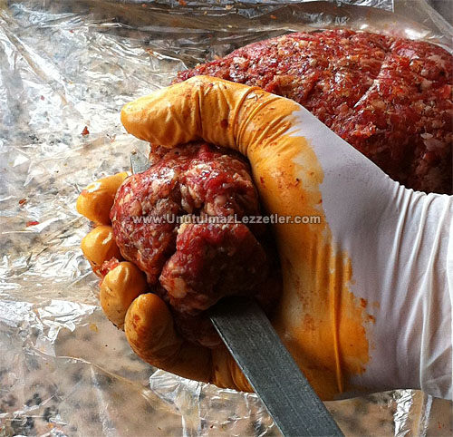 Kuzu Şiş ve Adana Kebabı