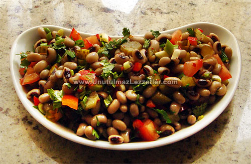 kuru börülce salatası