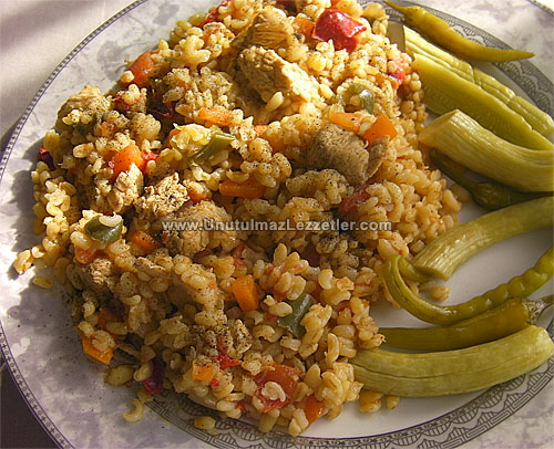 Sebzeli Tavuklu Bulgur Pilavı