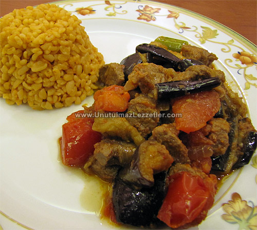 Tencerede Patlıcan Kebabı